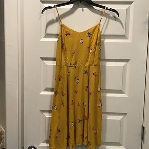 Old navy yellow floral dress, EUC, Medium